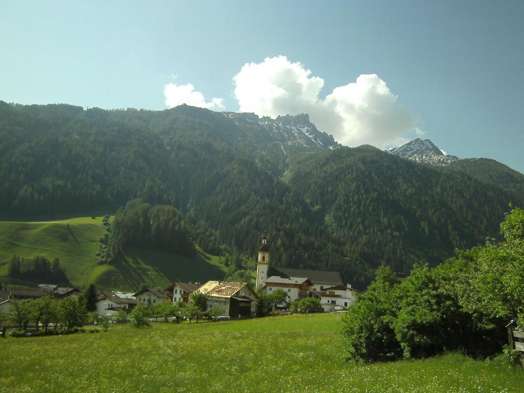 Ferienwohnung Mondial Neustift im Stubaital Exterior photo