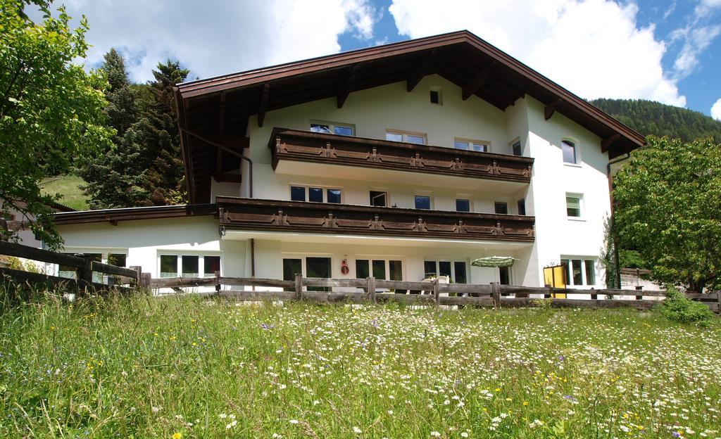 Ferienwohnung Mondial Neustift im Stubaital Exterior photo