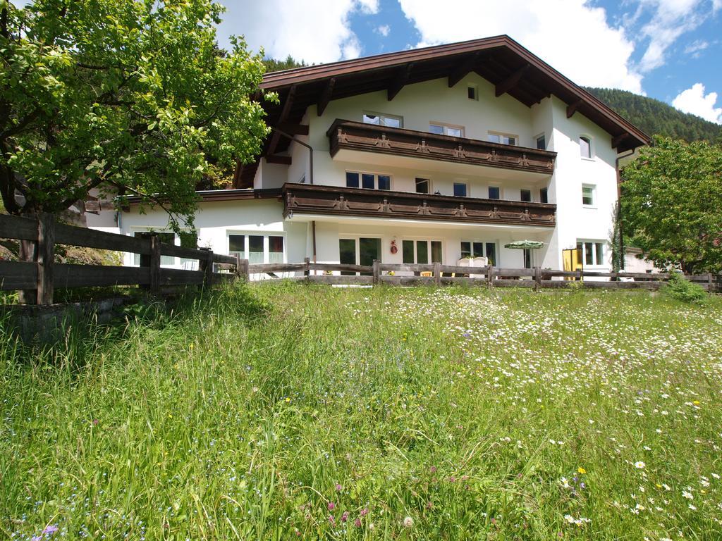 Ferienwohnung Mondial Neustift im Stubaital Exterior photo